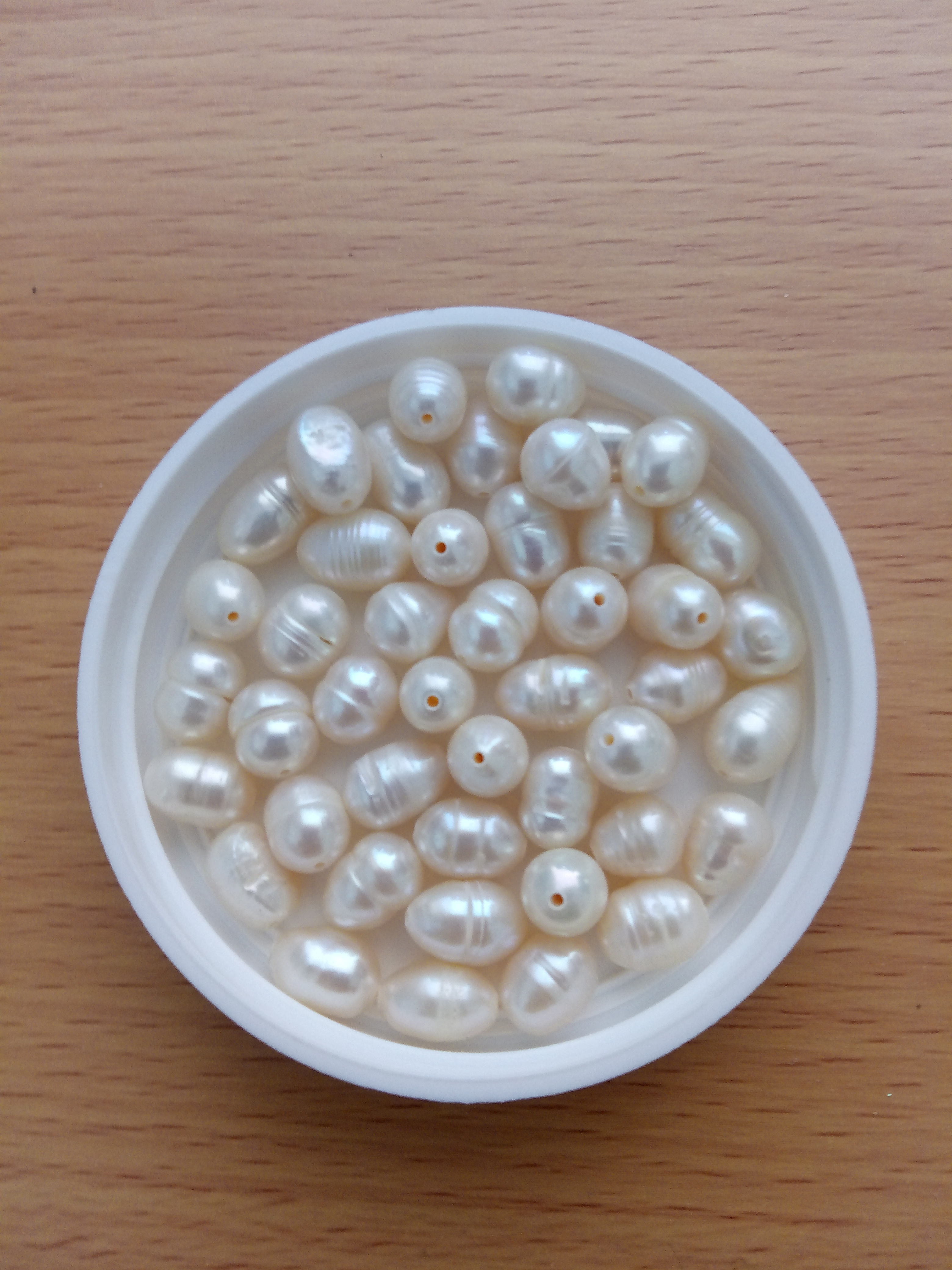 Freshwater Pearls Rice Cream 6-9mm