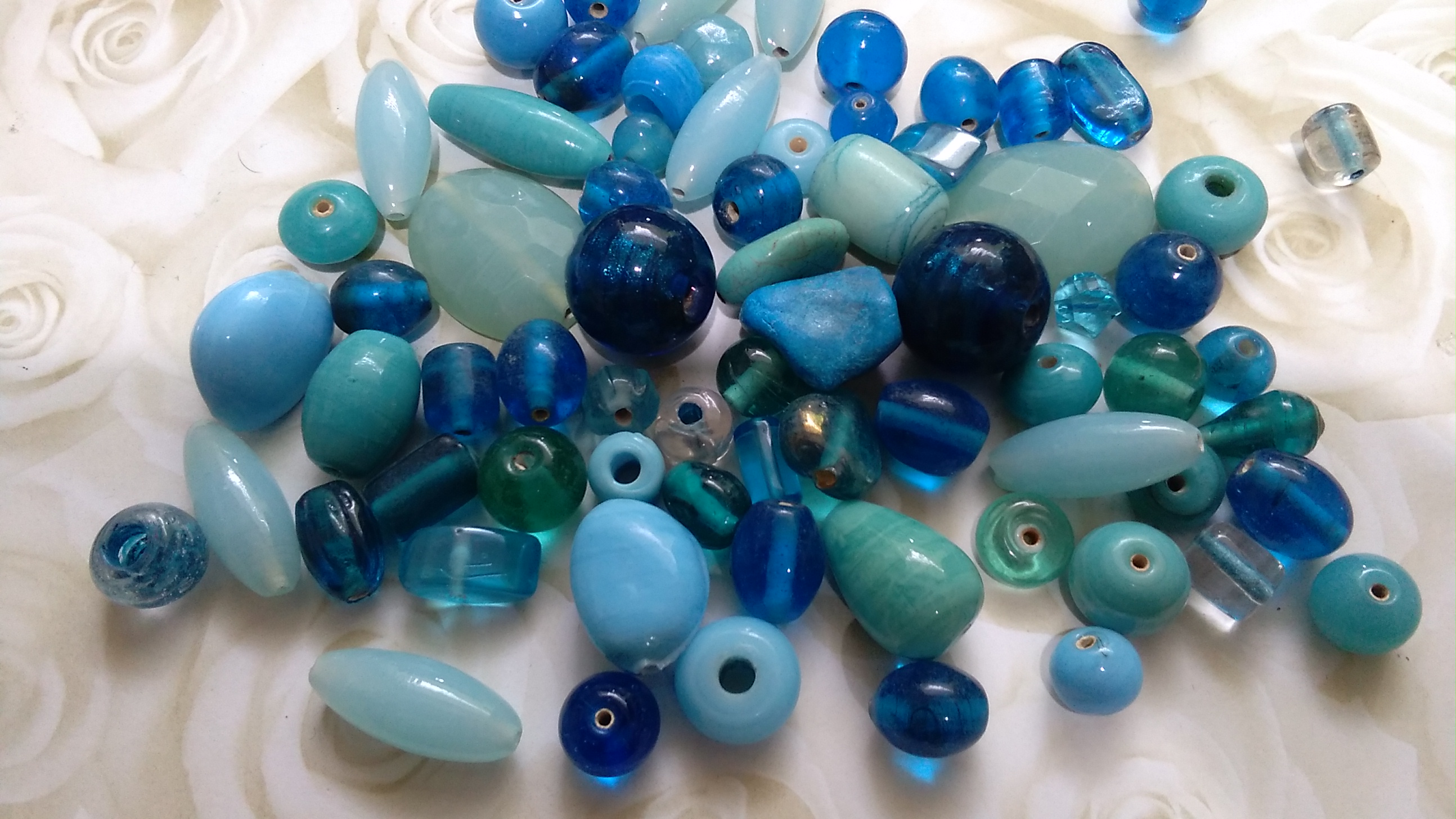 Turquoise Plain/Opaque Bead Mix 100g
