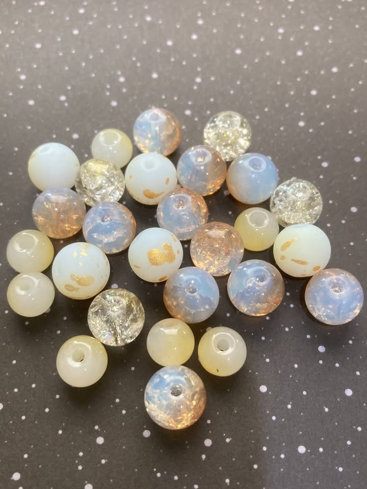 Glass Pale Yellow and Gold 8-10mm Bead Mix