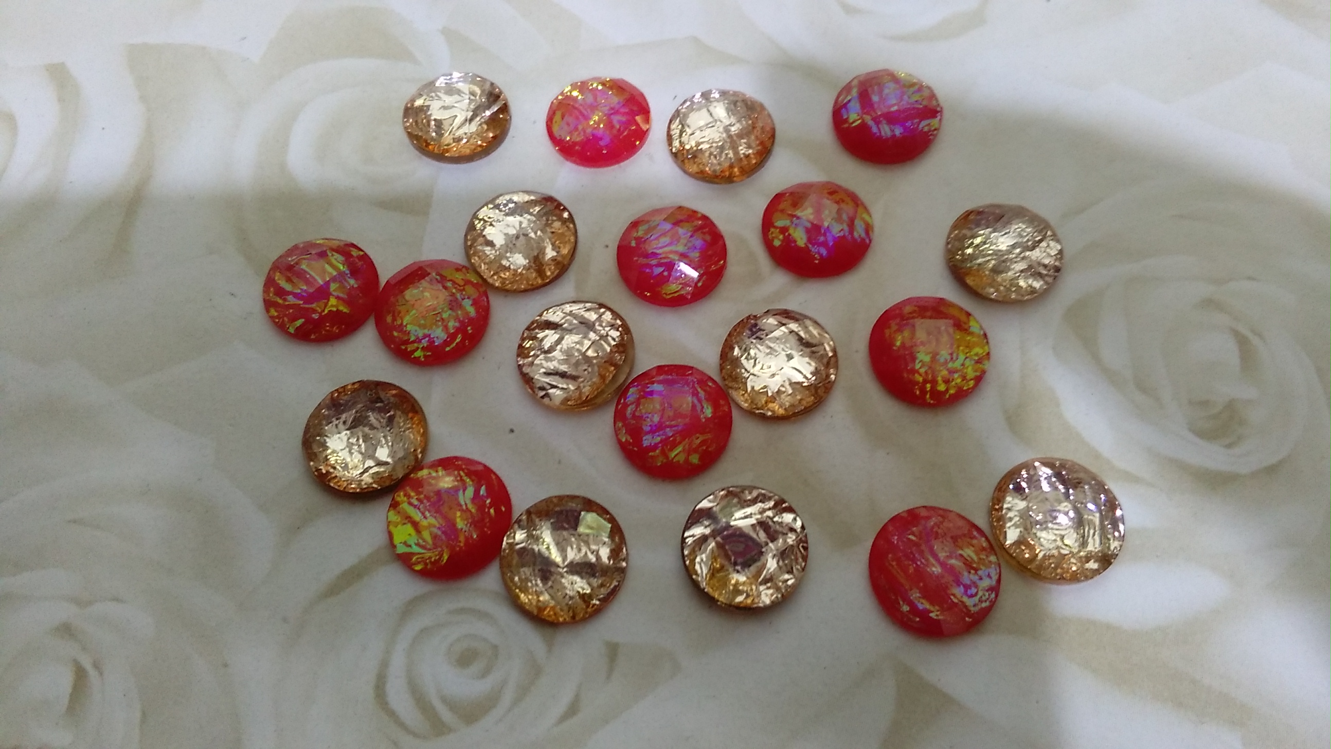 Resin Foil Gold and Red 10mm Cabochons